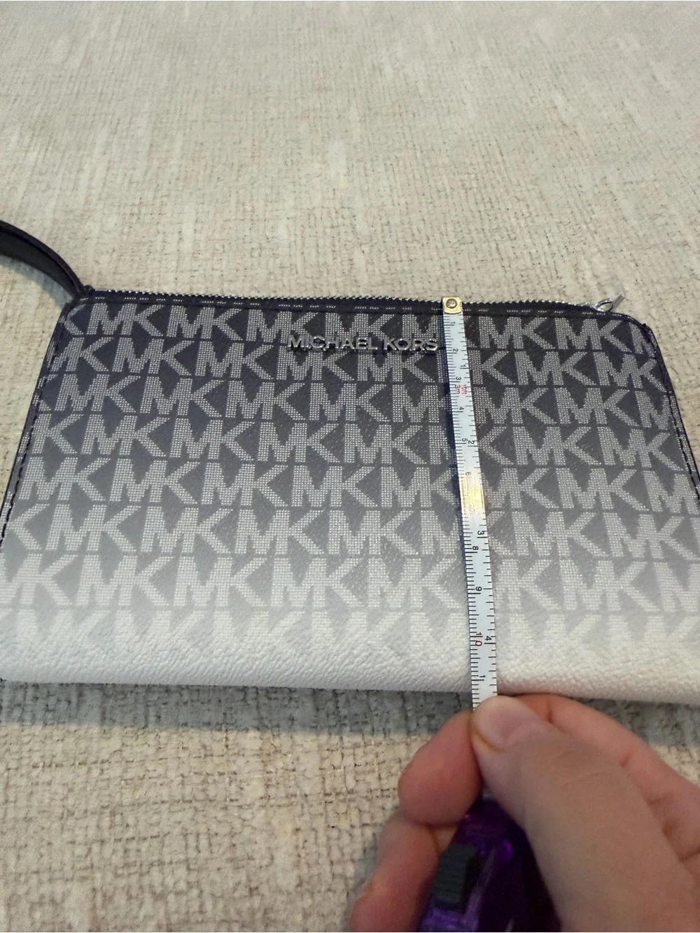 Michael Kors Navy Large  Jet set Ombré wristlet  wallet